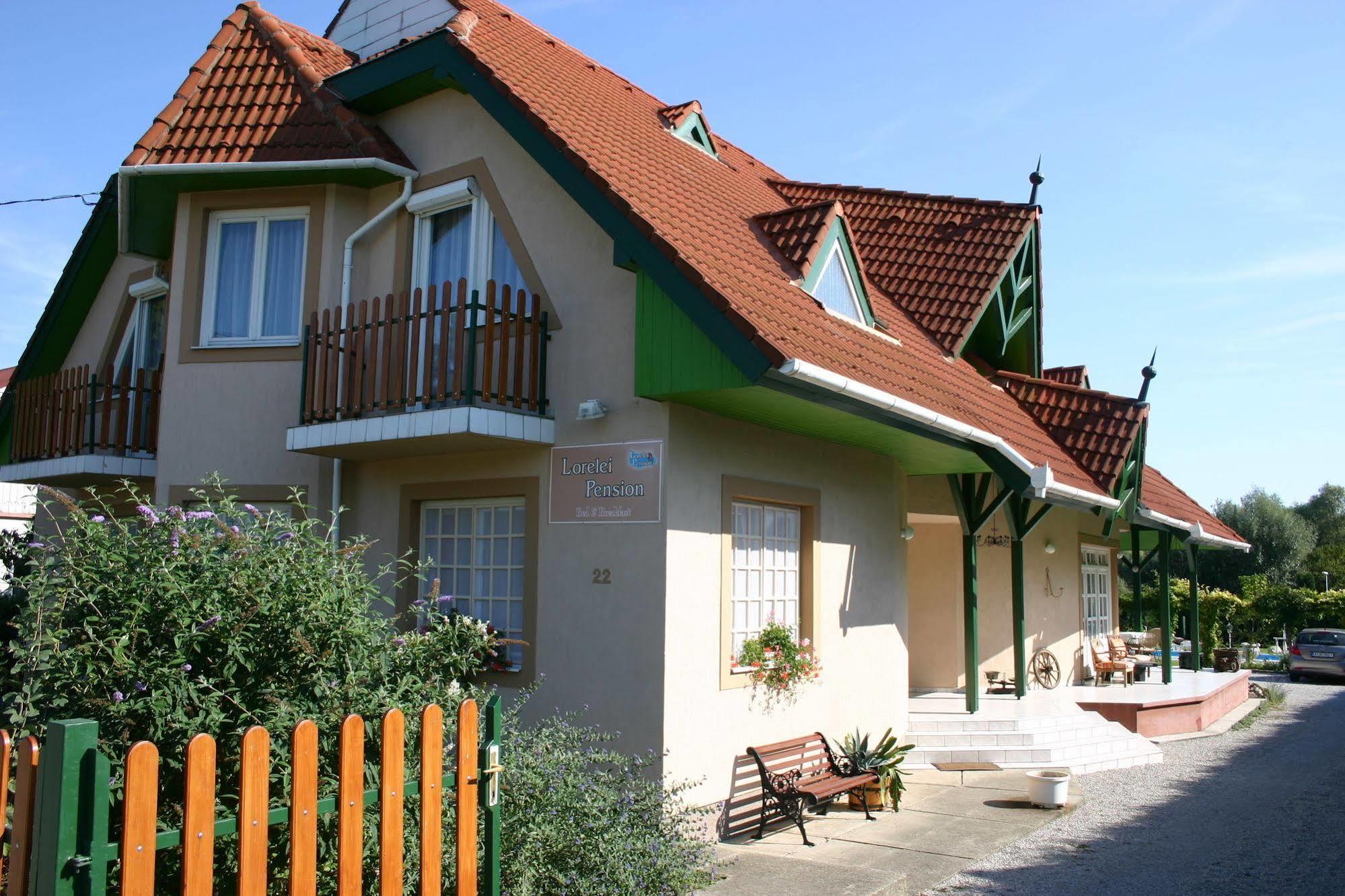 Lorelei Pension Adults Only Gyenesdiás Buitenkant foto